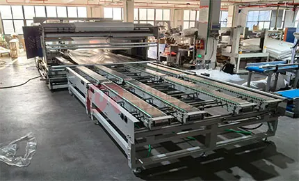 Breaking through new industries! Ruiyuan Machinery's ceramic tile / wooden pallet heat shrink packaging production line has been successfully shipped to Saudi Arabia